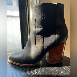Soludos Emma Bootie